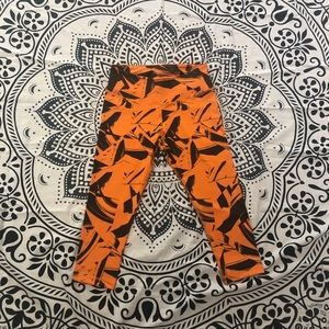NWOT YogaSmoga crop leggings